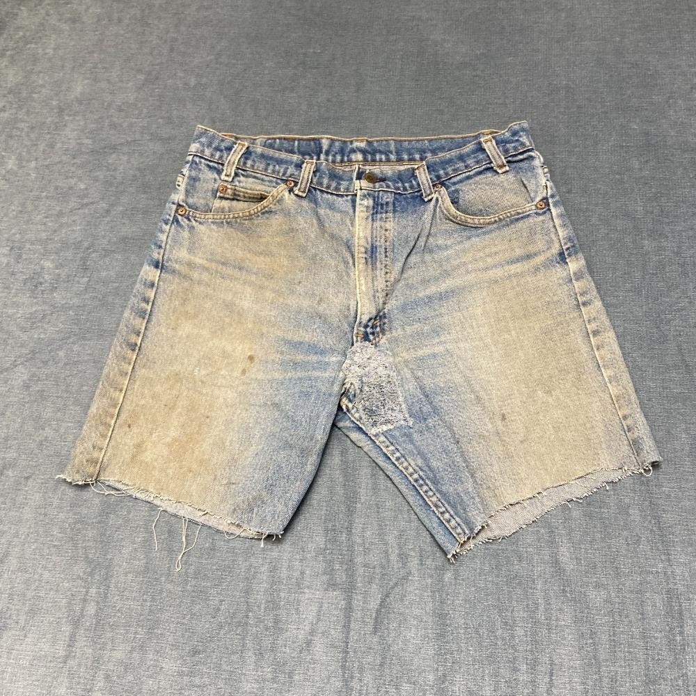 Vintage Levi's 505 Shorts Mens 34x34 Blue Denim Frayed Hem Mid Rise Zip Fly